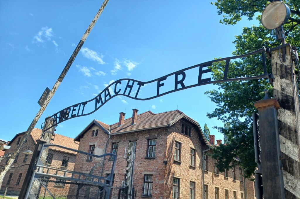 Gedenkstättenfahrt: Auschwitz-Exkursion 2026